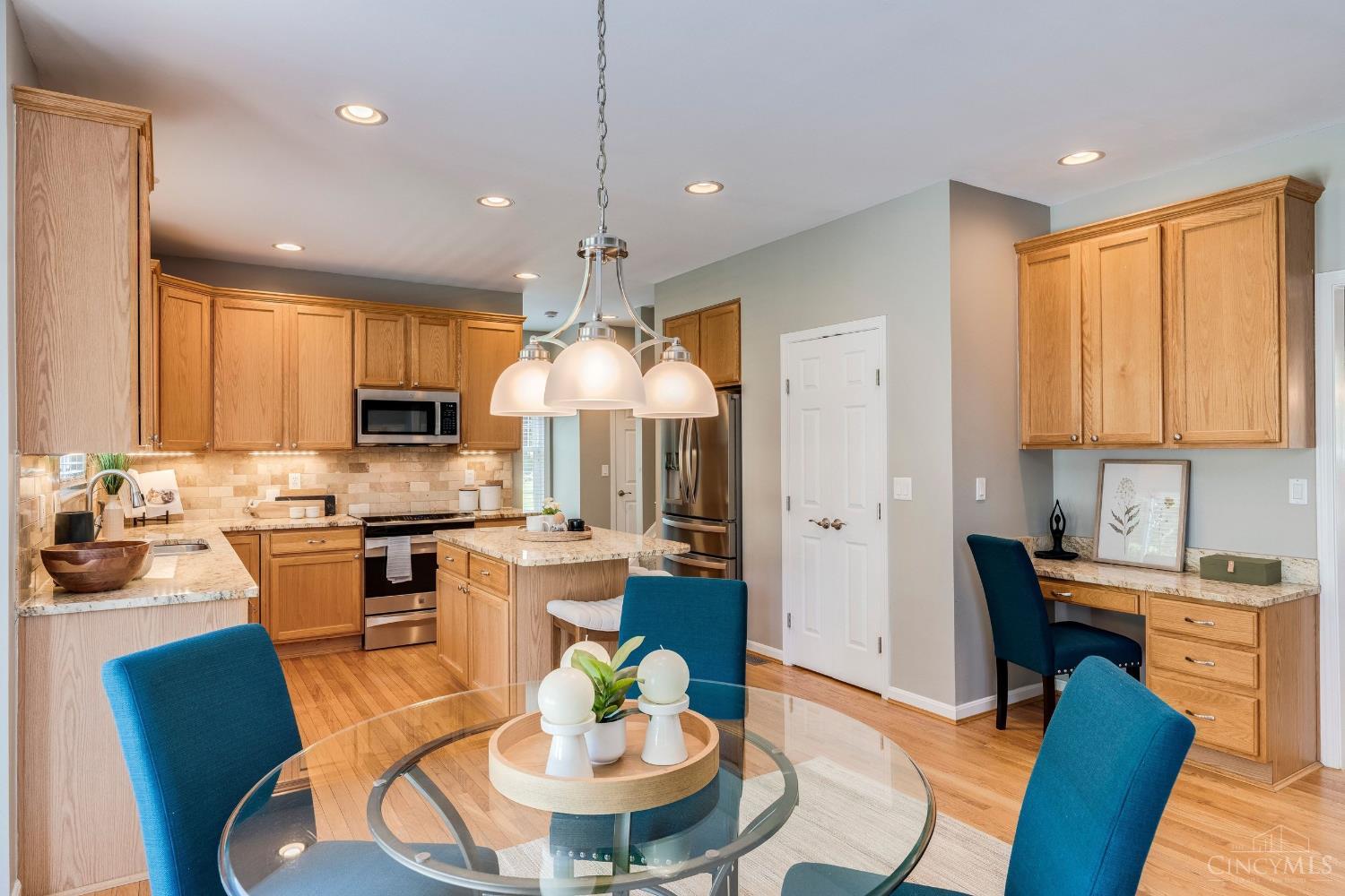 5038 Midfield Road Cincinnati, OH 45244 - Photo 15 of 55