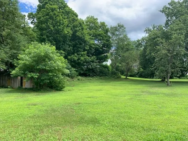 $169,000 | 71 South Windsor Street, Royalton, VT 05068