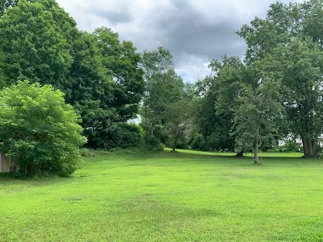 $169,000 | 71 South Windsor Street, Royalton, VT 05068