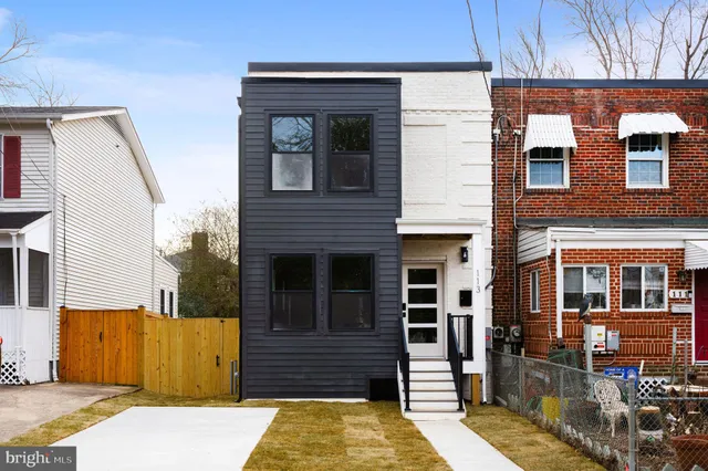 $6,200 | 113 Clifford Avenue, Alexandria, VA 22305