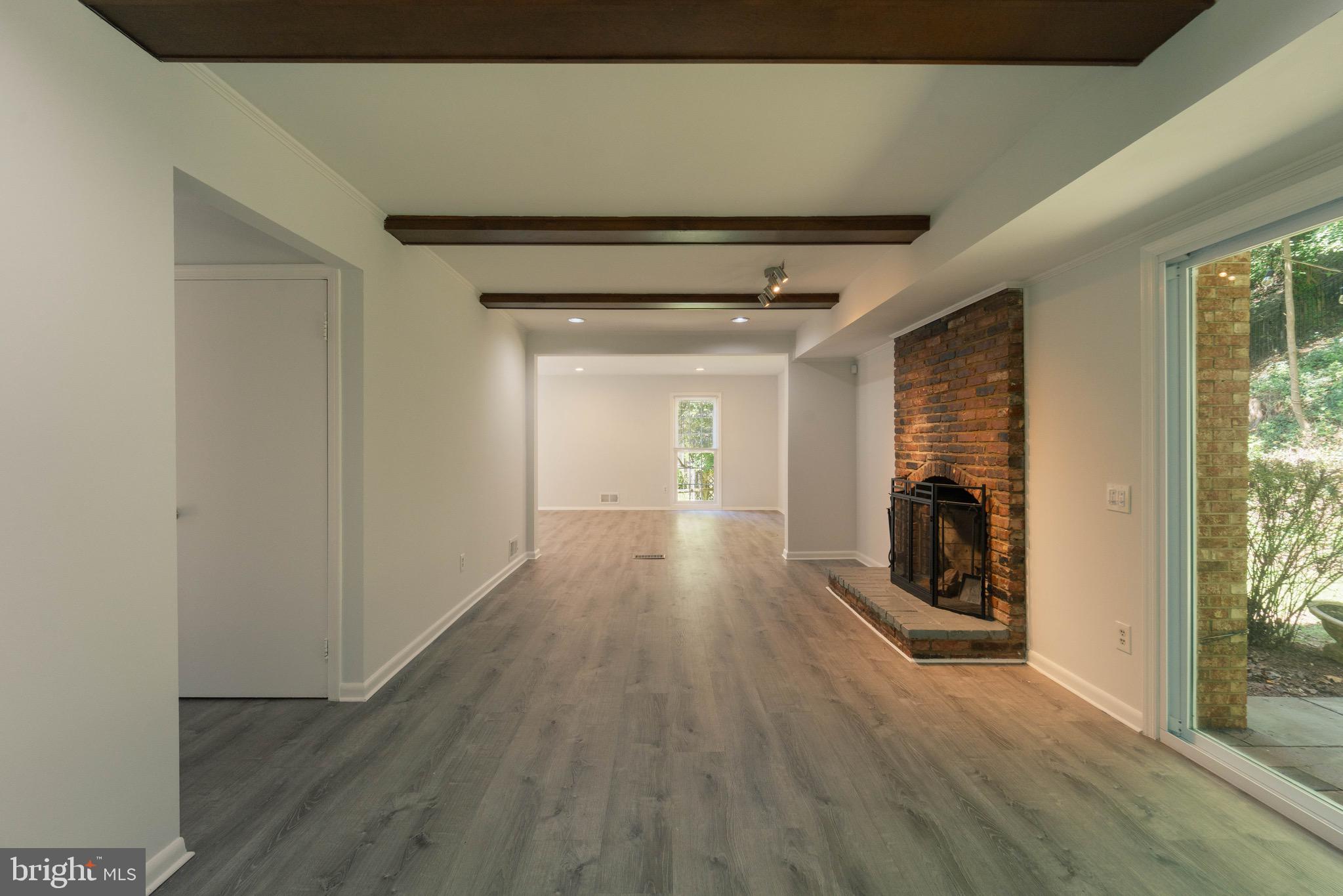 8611 Bells Mill Road Potomac, MD 20854 - Photo 20 of 61