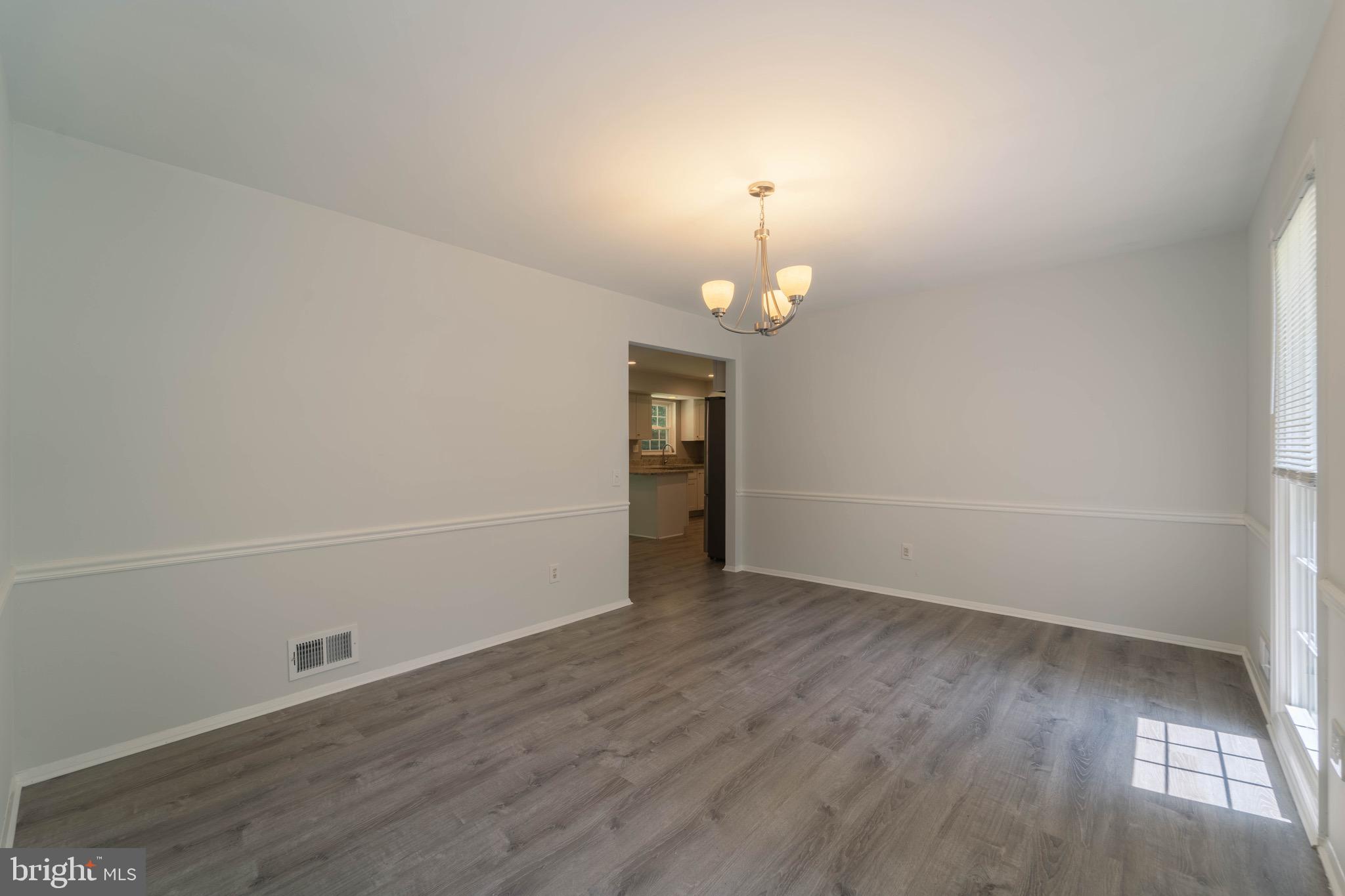 8611 Bells Mill Road Potomac, MD 20854 - Photo 22 of 61