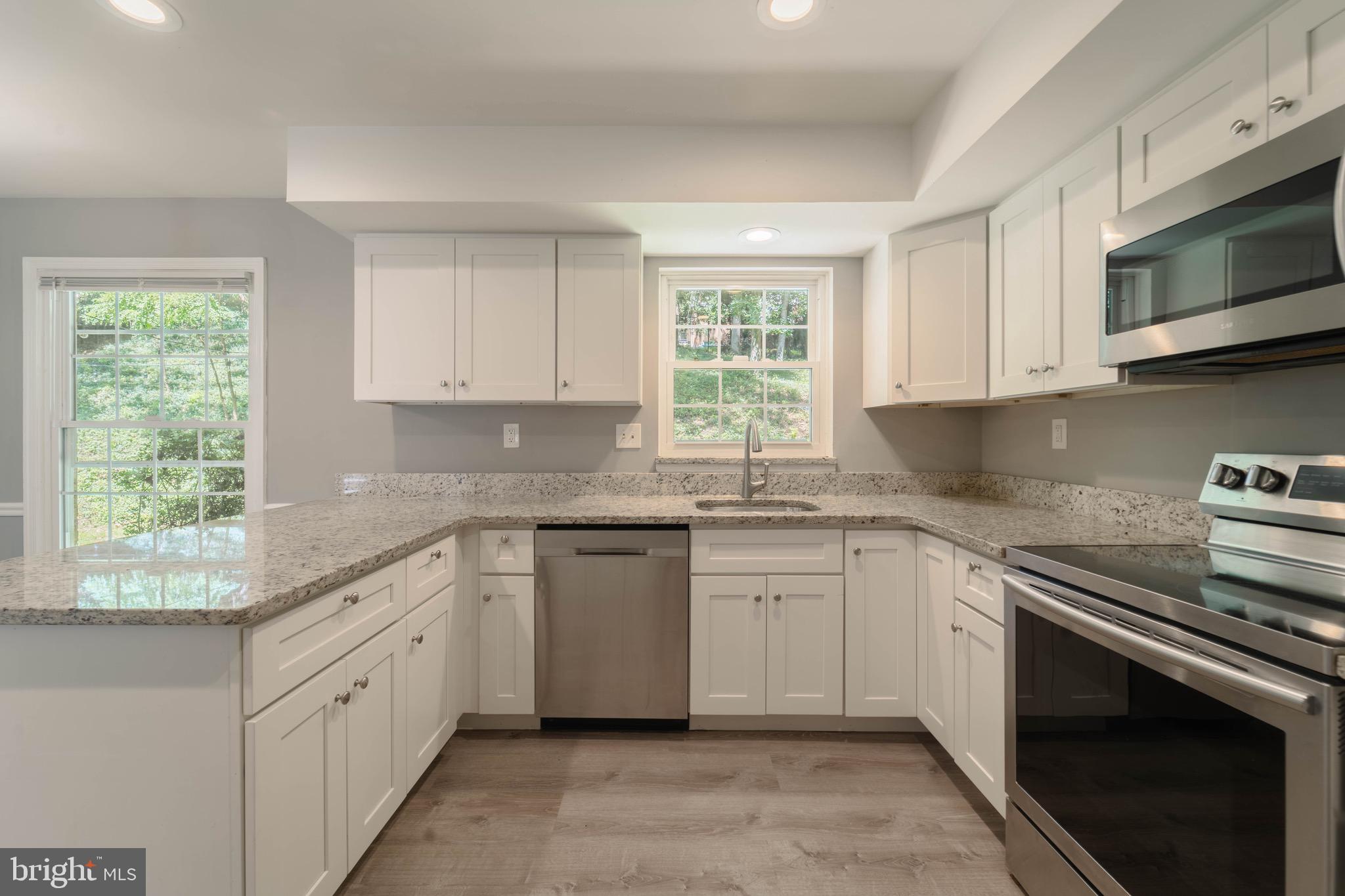 8611 Bells Mill Road Potomac, MD 20854 - Photo 28 of 61