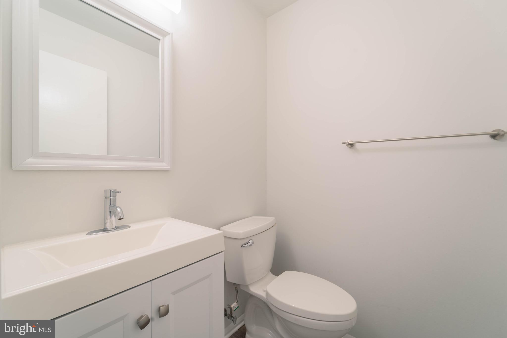 8611 Bells Mill Road Potomac, MD 20854 - Photo 31 of 61