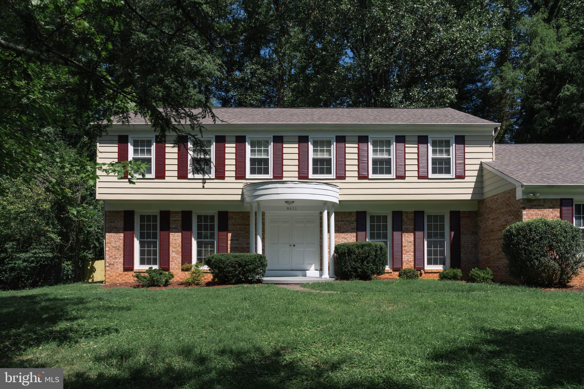 8611 Bells Mill Road Potomac, MD 20854 - Photo 4 of 61