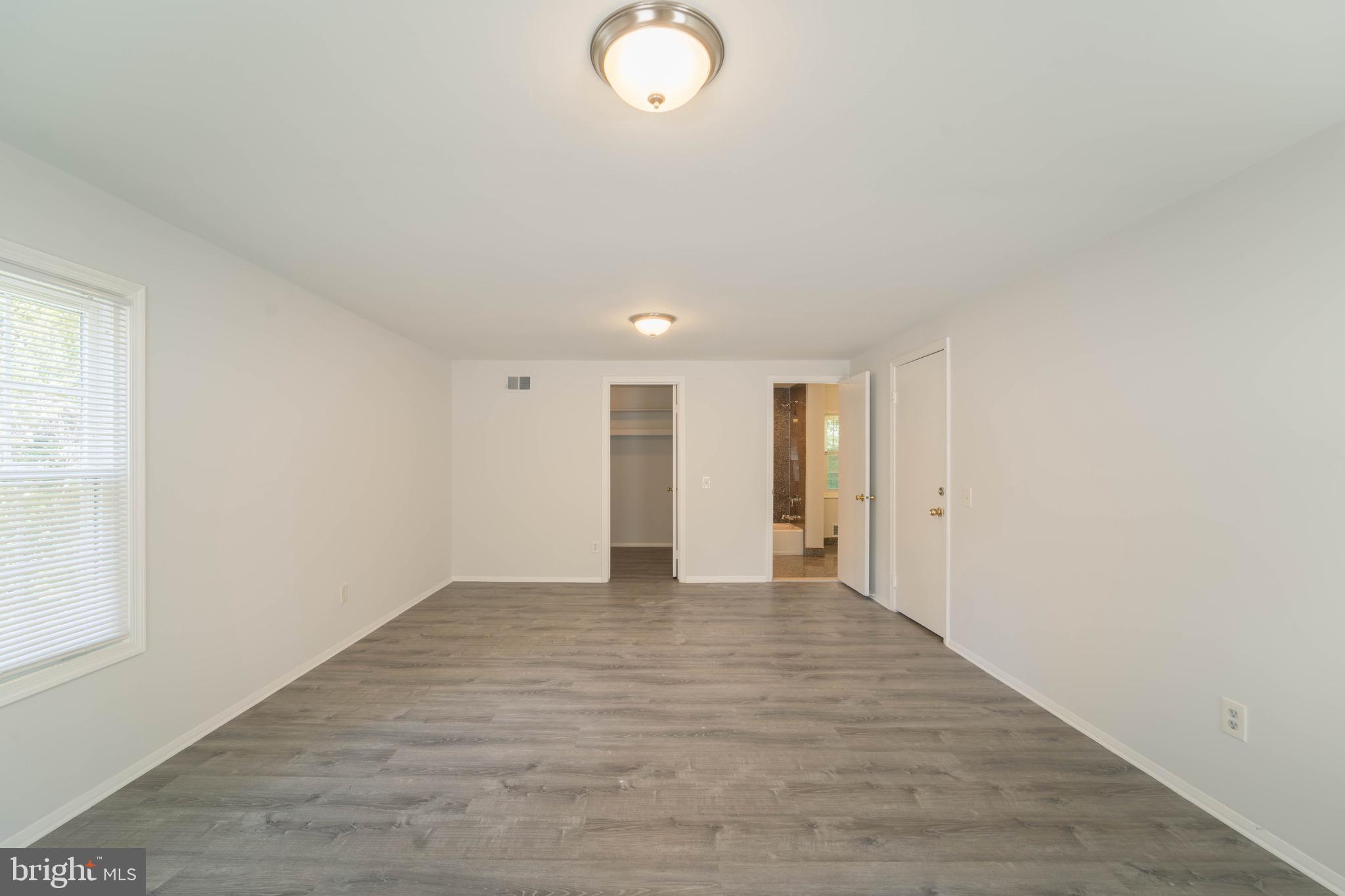 8611 Bells Mill Road Potomac, MD 20854 - Photo 46 of 61