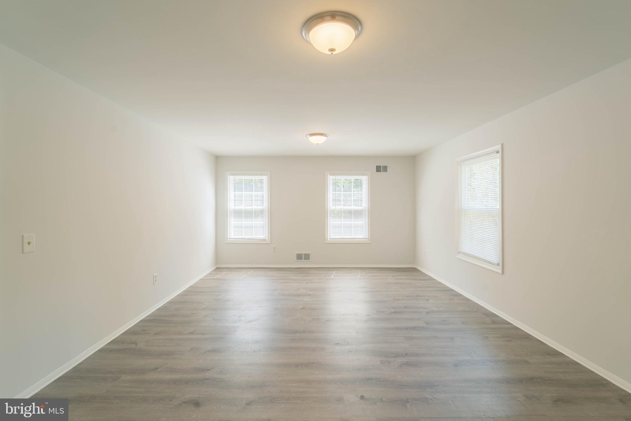 8611 Bells Mill Road Potomac, MD 20854 - Photo 48 of 61