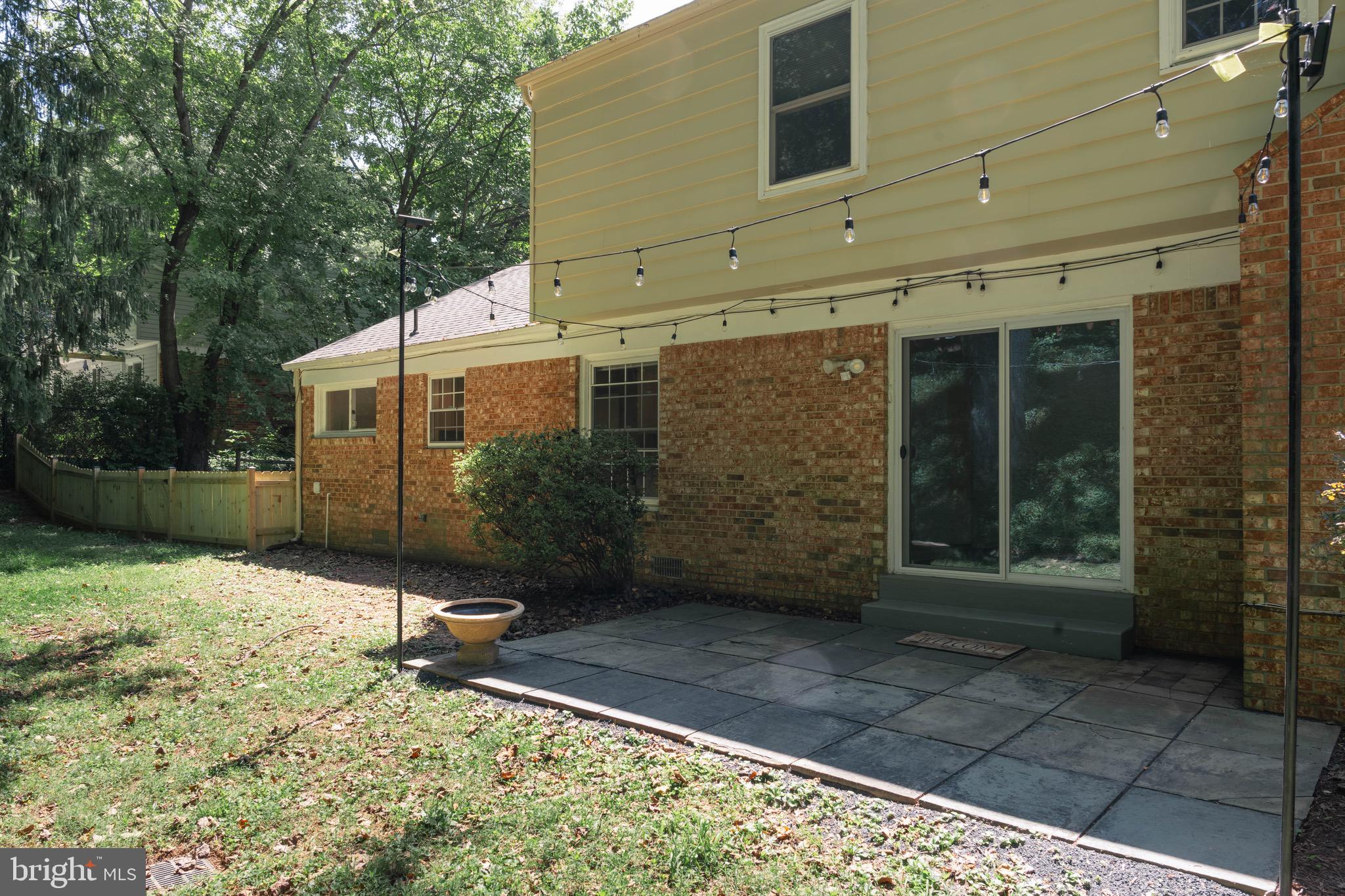 8611 Bells Mill Road Potomac, MD 20854 - Photo 9 of 61