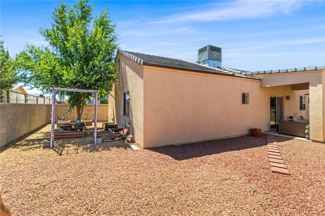 2644 Simms Avenue Kingman, AZ 86401 - Photo 34 of 40