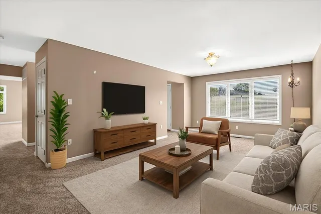 $549,000 | 3567 Sweet Briar Lane, Columbia, IL 62236