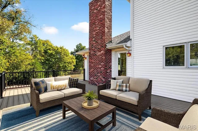 $549,000 | 3567 Sweet Briar Lane, Columbia, IL 62236