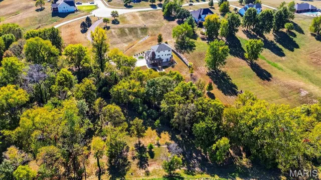 $549,000 | 3567 Sweet Briar Lane, Columbia, IL 62236