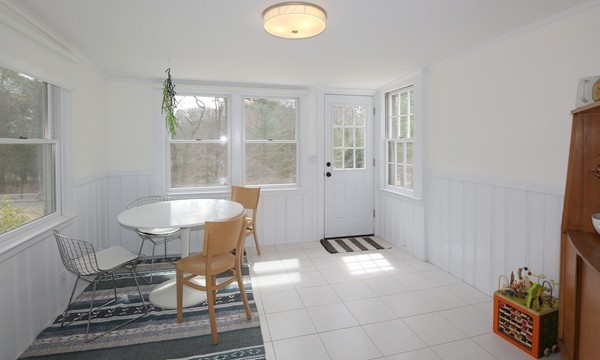 8 Lincoln Road Wayland, MA 01778 - Photo 7 of 29