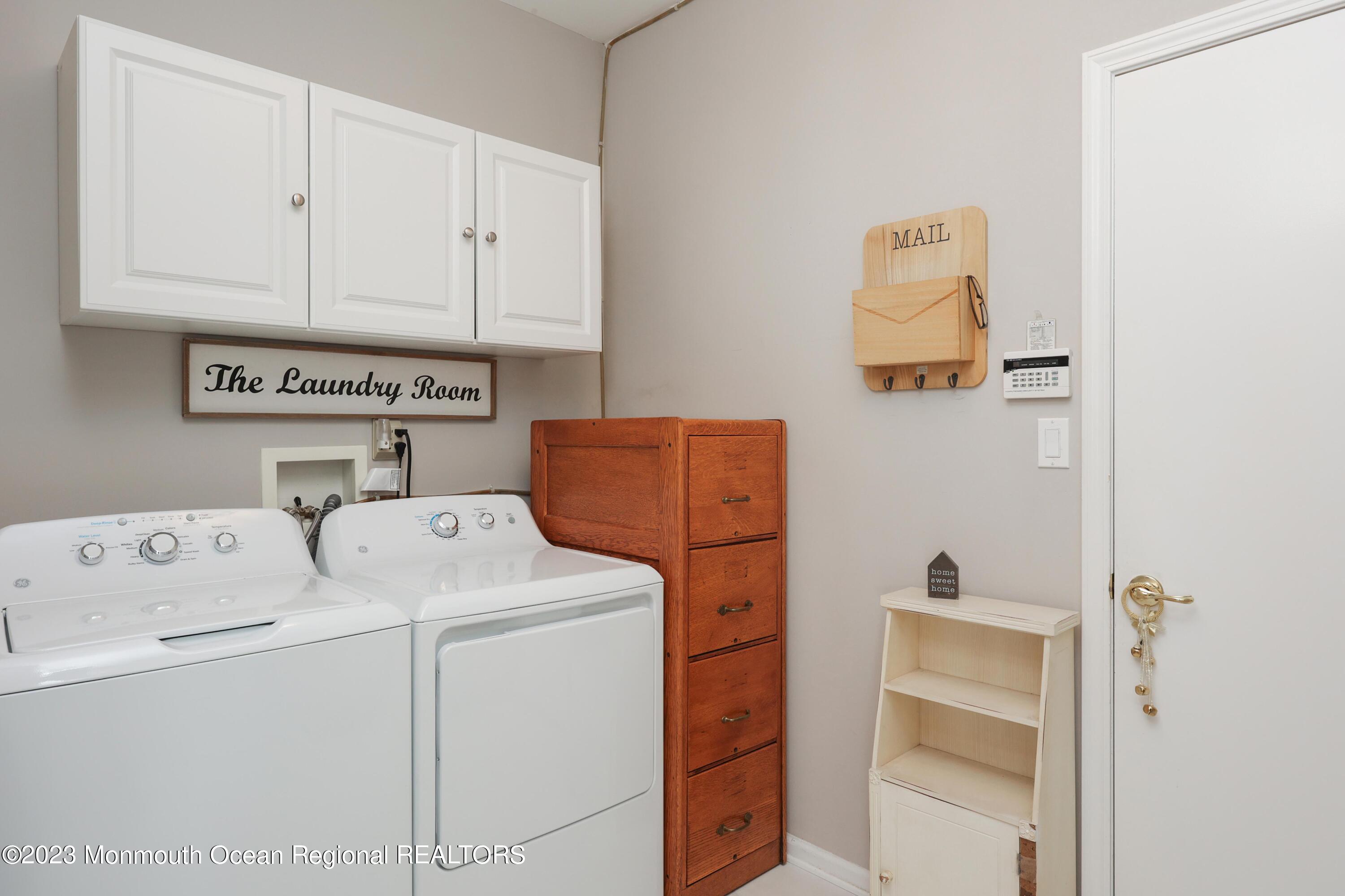 21 Silver Maple Lane Howell, NJ 07731 - Photo 26 of 30 758A4684