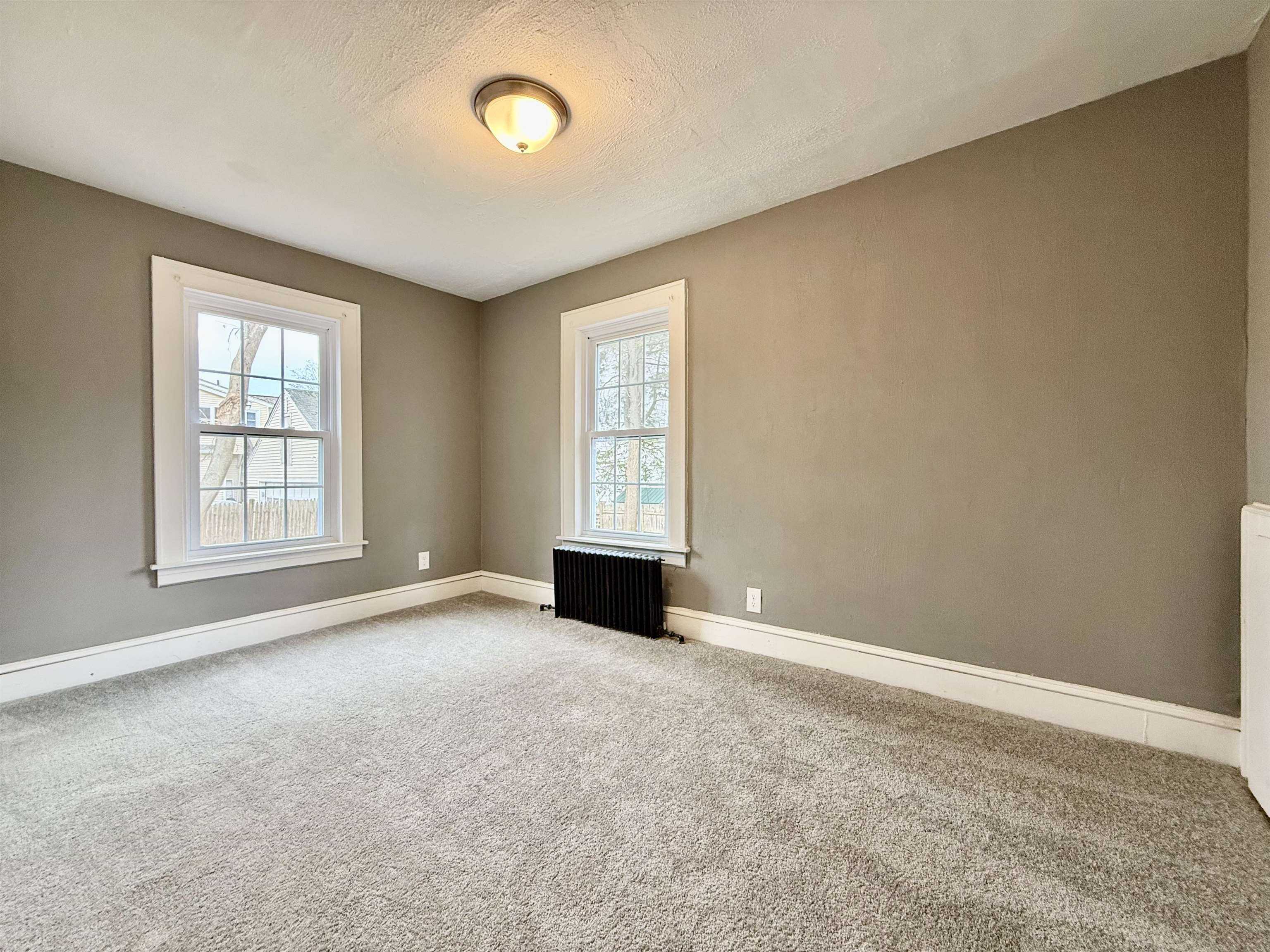 600 Spruce Street Manchester, NH 03103 - Photo 19 of 43