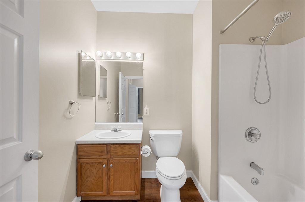 21 Hampshire Road, Unit 306 Methuen, MA 01844 - Photo 16 of 32