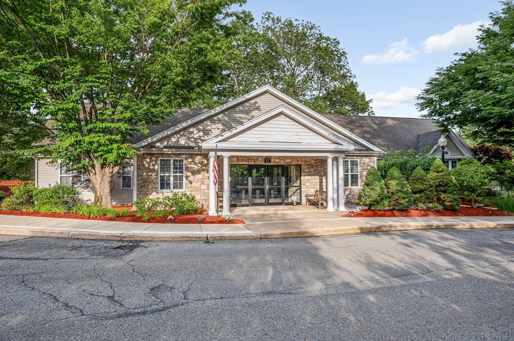 21 Hampshire Road, Unit 306 Methuen, MA 01844 - Photo 27 of 32