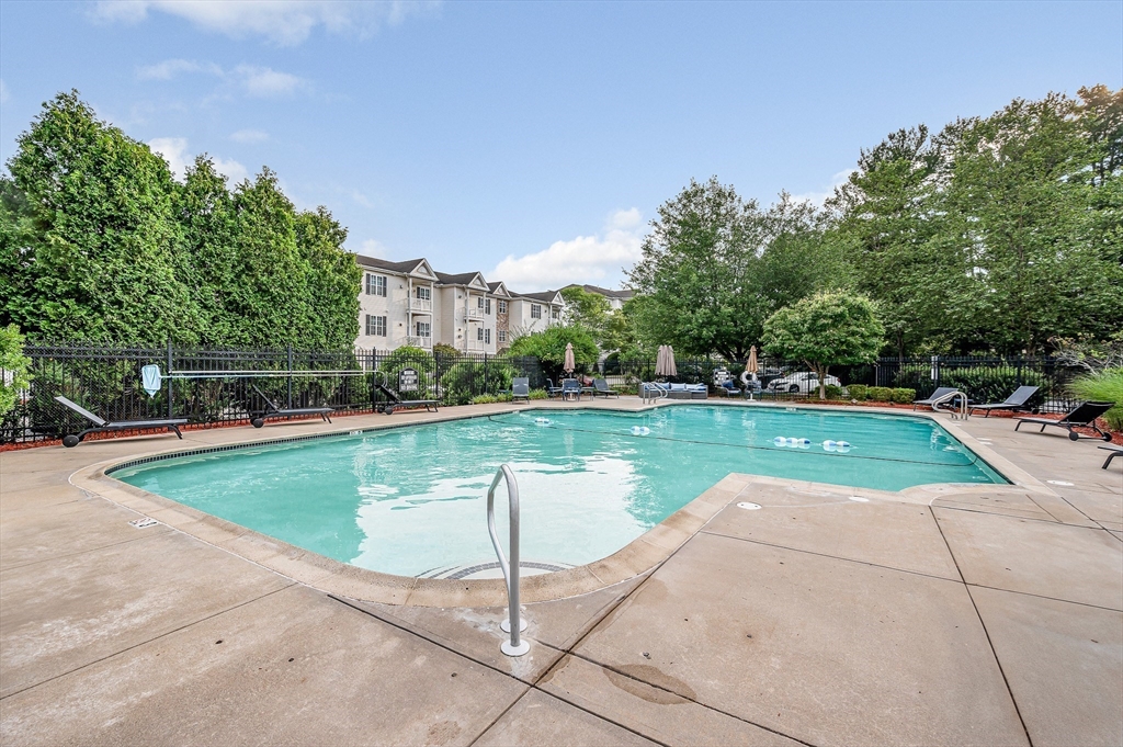 21 Hampshire Road, Unit 306 Methuen, MA 01844 - Photo 30 of 32