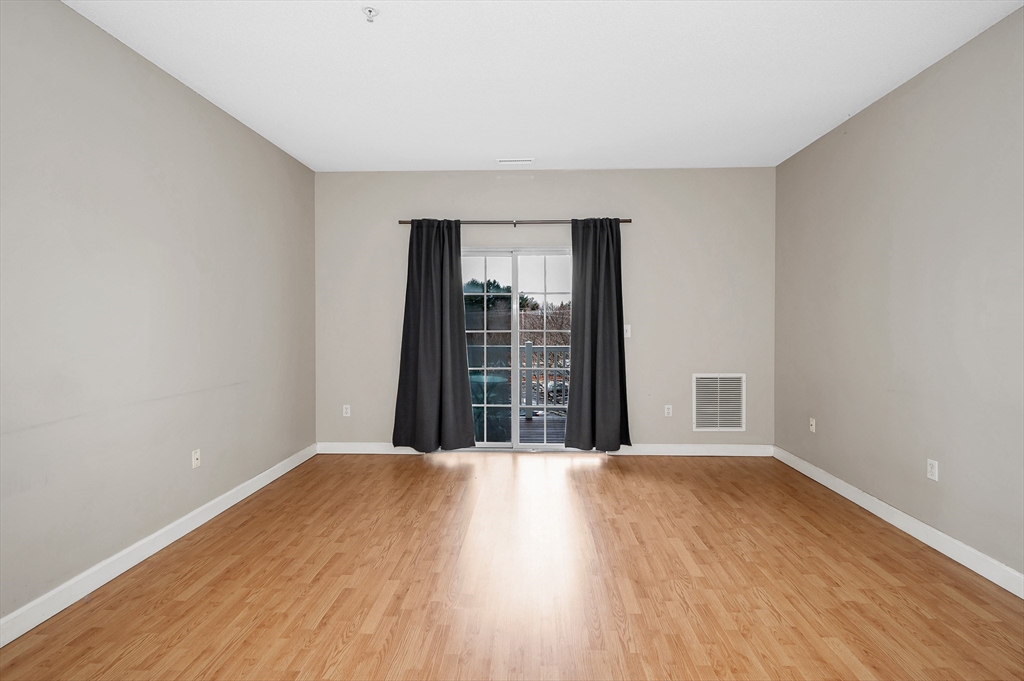 21 Hampshire Road, Unit 306 Methuen, MA 01844 - Photo 9 of 32