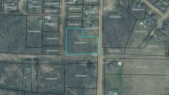 $25,000 | 400 South Lowe Street, Dowagiac, MI 49047