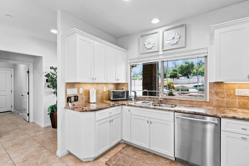 9460 Slope Street Santee, CA 92071 - Photo 19 of 31
