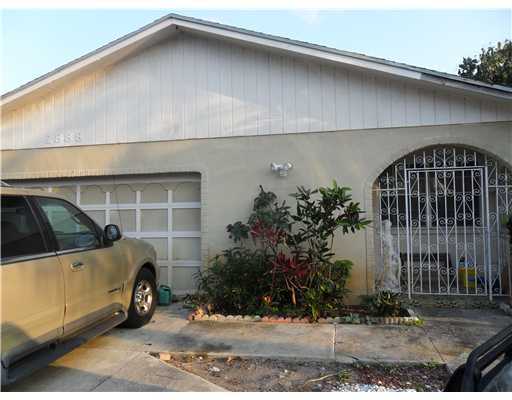 2888 Lake Ida Road Delray Beach, FL 33445 - Photo 1 of 1 Primary Photo
