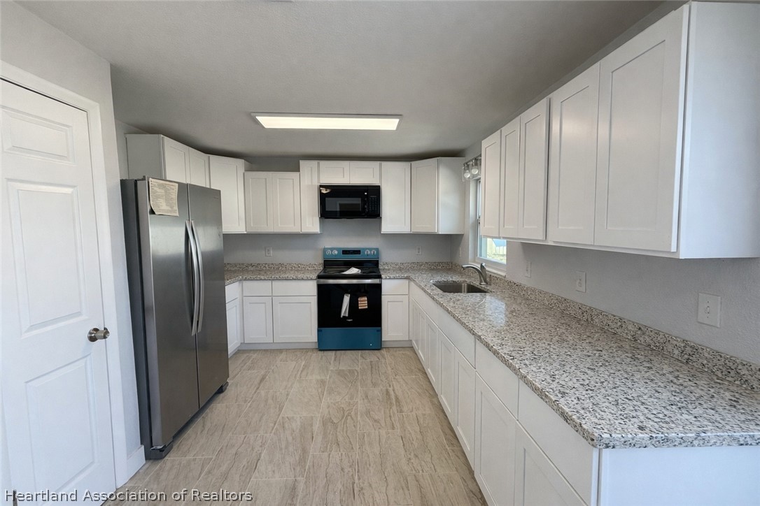 4334 Snapper Drive Sebring, FL 33870 - Photo 4 of 15