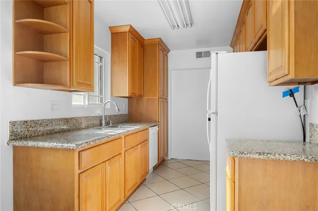 $3,500 | 1415 Cosmic Way, Unit 6, Glendale, CA 91201