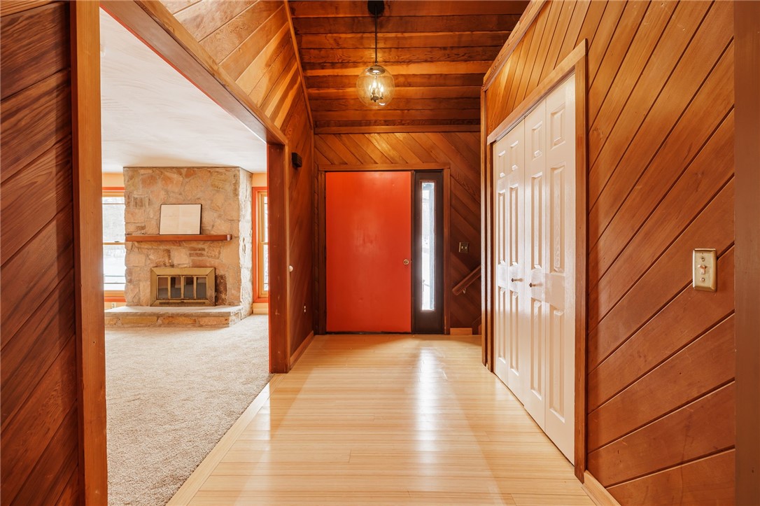 237 Hollybrook Road Sweden, NY 14420 - Photo 5 of 39 Front Entry 2 Story Foyer!