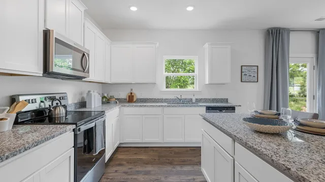 $443,395 | 8417 Mulberry Way, Ooltewah, TN 37363