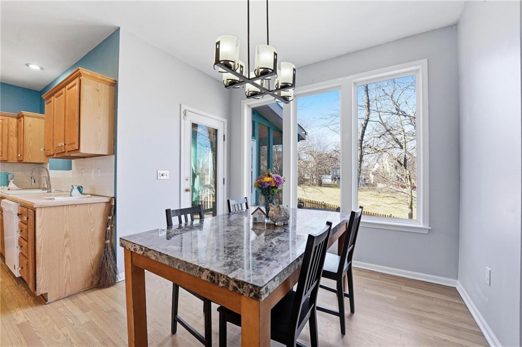 12930 South Summit Street Olathe, KS 66062 - Photo 15 of 58