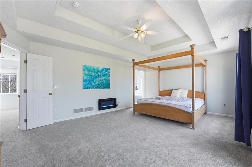 12930 South Summit Street Olathe, KS 66062 - Photo 26 of 58