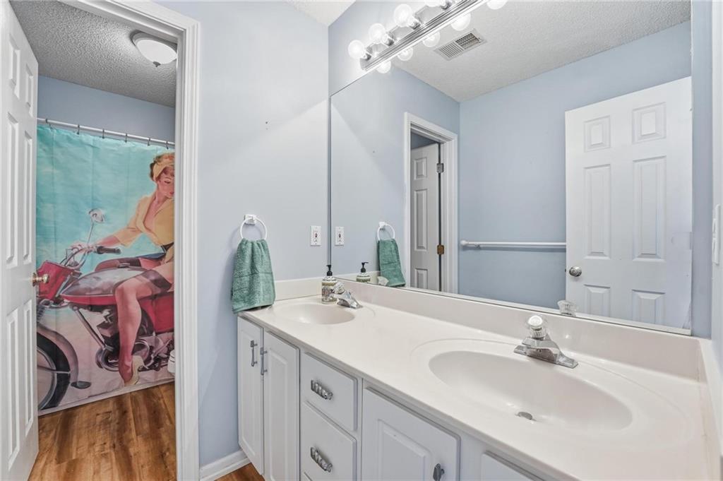 12930 South Summit Street Olathe, KS 66062 - Photo 36 of 58