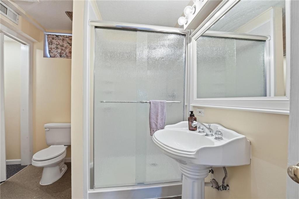 12930 South Summit Street Olathe, KS 66062 - Photo 45 of 58