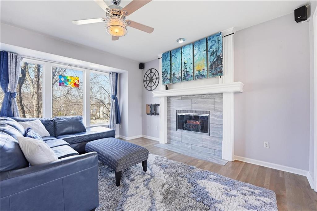 12930 South Summit Street Olathe, KS 66062 - Photo 9 of 58