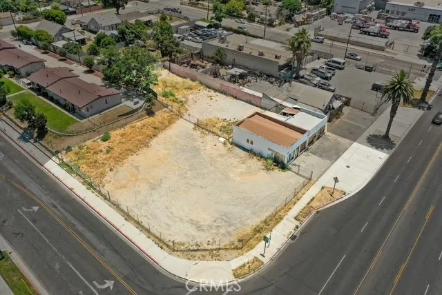 $999,000 | 2350 Main Street, Riverside, CA 92501