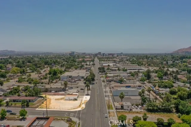 $999,000 | 2350 Main Street, Riverside, CA 92501