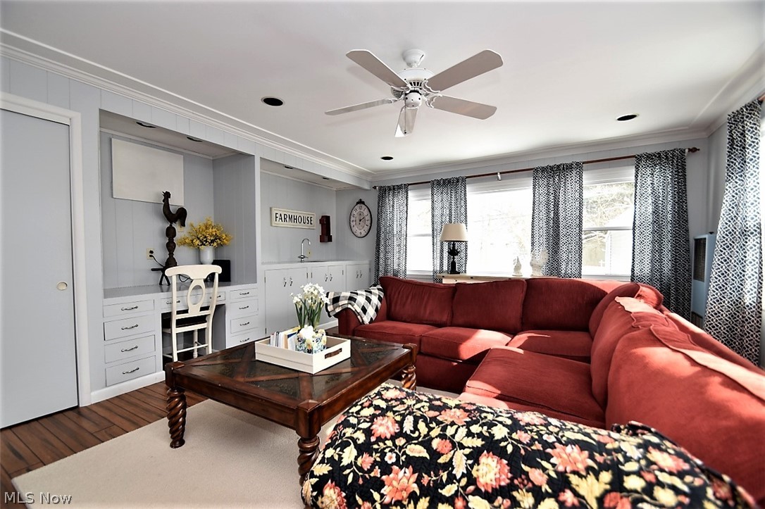 2619 Milton Road Cleveland, OH 44118 - Photo 7 of 24 Gallery Image 7
