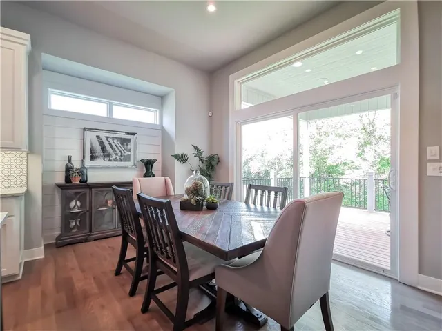 $949,900 | 7003 North Polk Avenue, Kansas City, MO 64151