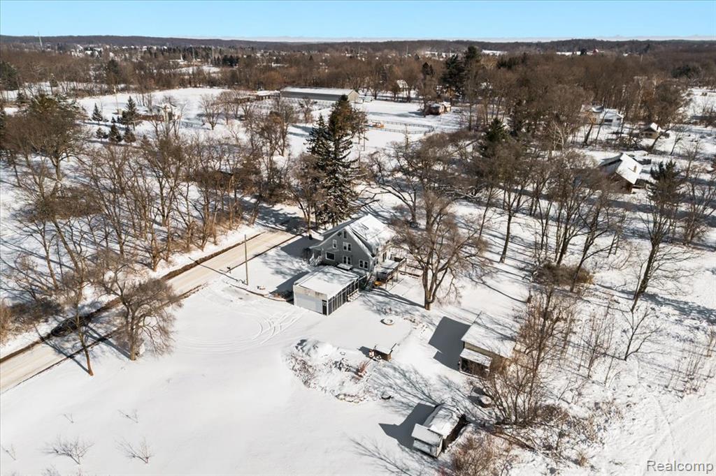 3901 Lone Tree Road Milford, MI 48380 - Photo 46 of 48 Gallery Image 46