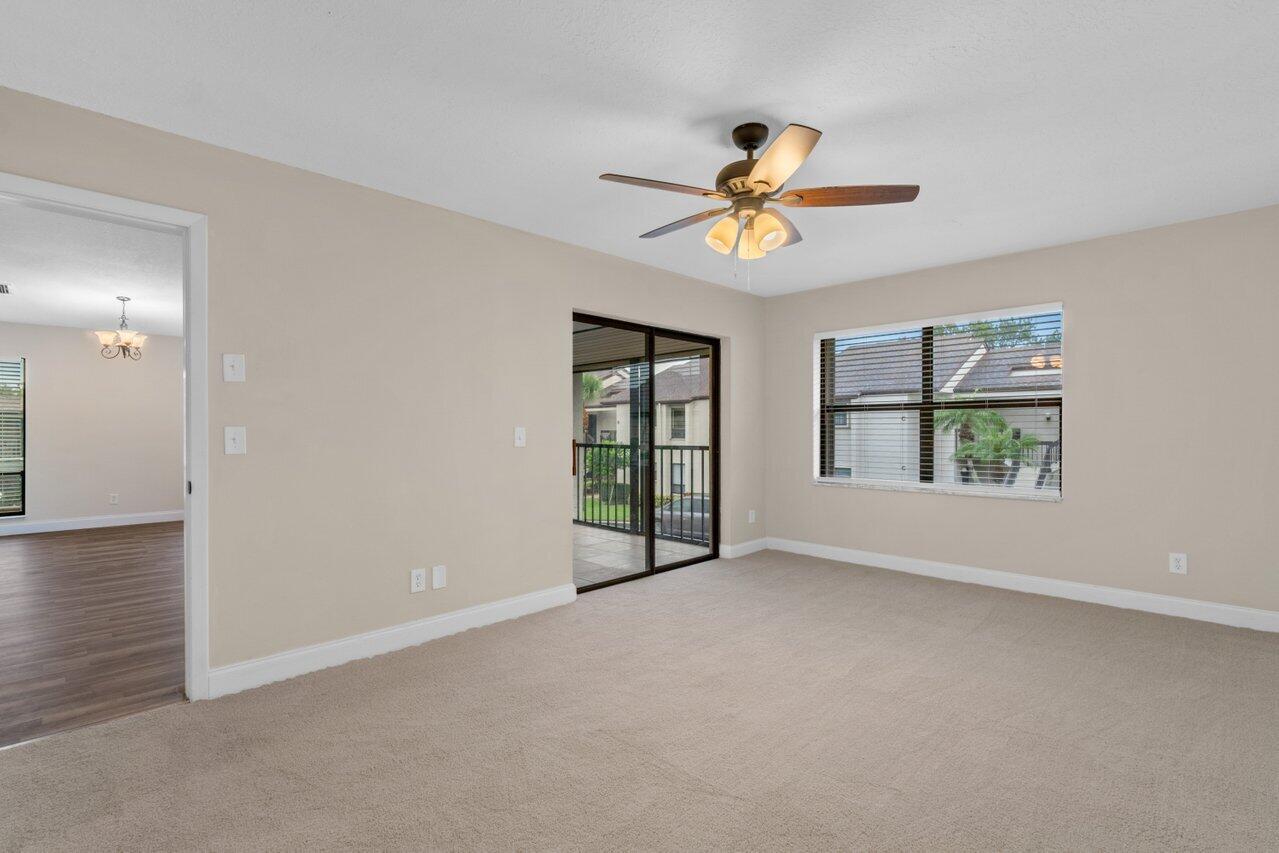 1102 Wingfoot Drive, Unit C Jupiter, FL 33458 - Photo 16 of 29 016-1102WingfootDrive-Jupiter-FL-33458-S