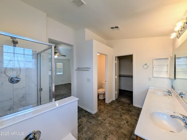 an empty room with a empty space and window