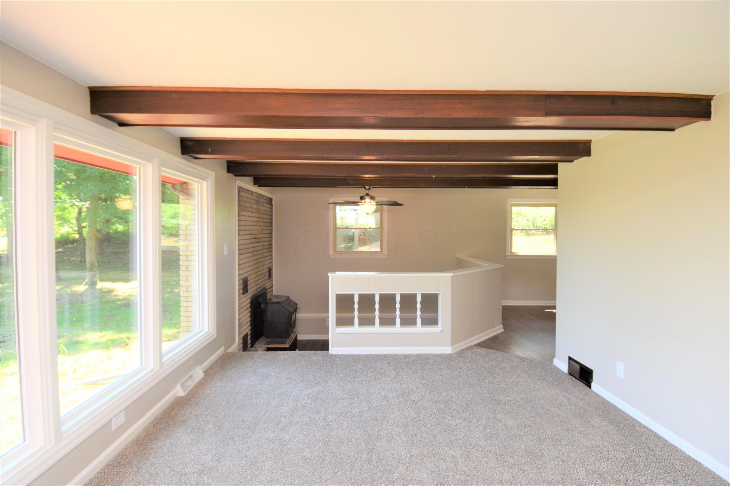 4002 Wheeling Road Northeast Lancaster, OH 43130 - Photo 5 of 71 Gallery Image 5