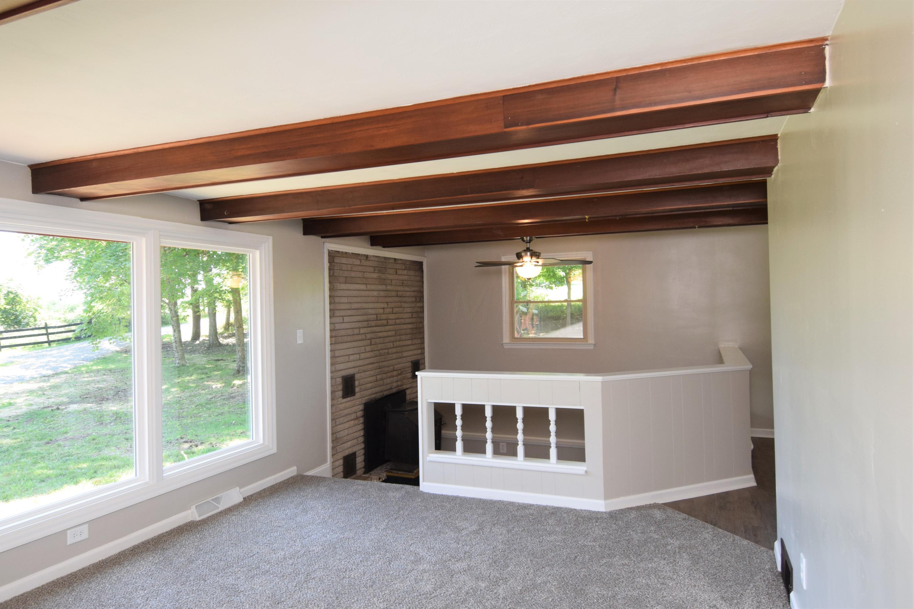 4002 Wheeling Road Northeast Lancaster, OH 43130 - Photo 7 of 71 Gallery Image 7
