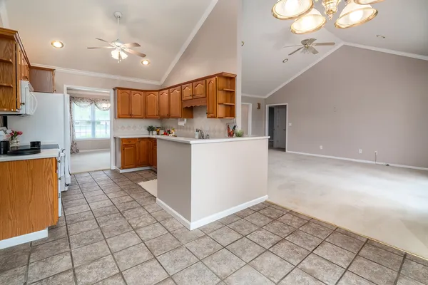 $275,000 | 1705 Josephine Lane, Marion, IL 62959