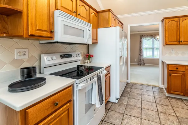 $275,000 | 1705 Josephine Lane, Marion, IL 62959