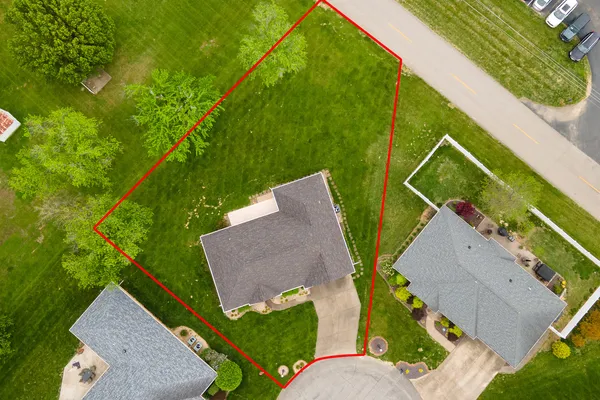 $275,000 | 1705 Josephine Lane, Marion, IL 62959