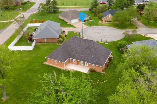 $275,000 | 1705 Josephine Lane, Marion, IL 62959