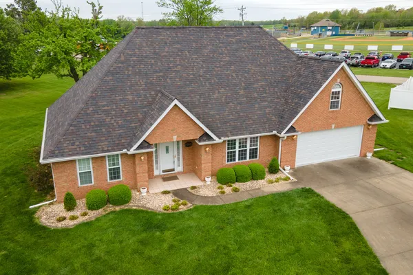 $275,000 | 1705 Josephine Lane, Marion, IL 62959