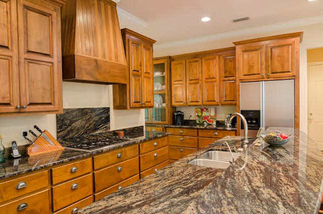 110 Cross Creek Fairhope, AL 36532 - Photo 2 of 28 Beautiful kitchen
